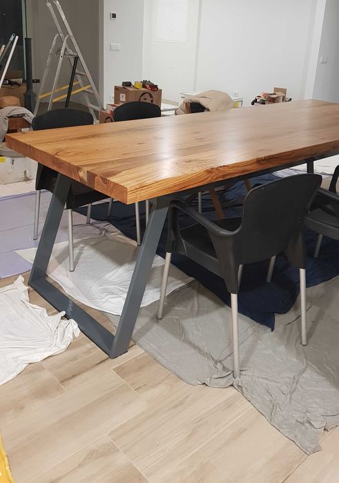 Mesa em carvalho