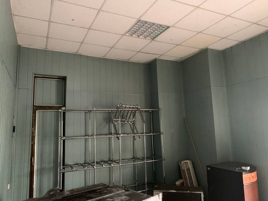 Магазин 17м кв та склад/офіс. Січеславська Набережна 12 біля АТБ