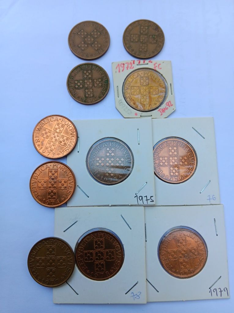 Colecção completa de moedas de 1 escudo,bronze