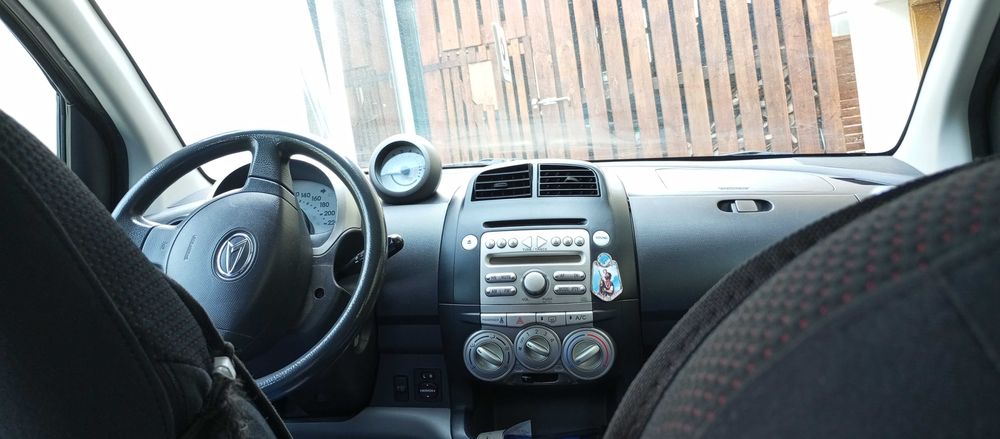 Sprzedam DAIHATSU 1.3 Sirion SPORT