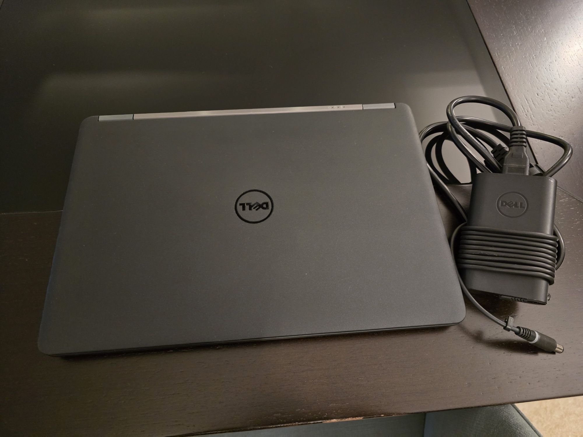 Portátil Dell Latitude E7450 | 14", 8 GB RAM, 240 GB SSD