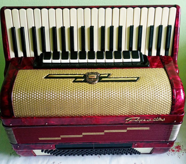 Akordeon Firotti 120b