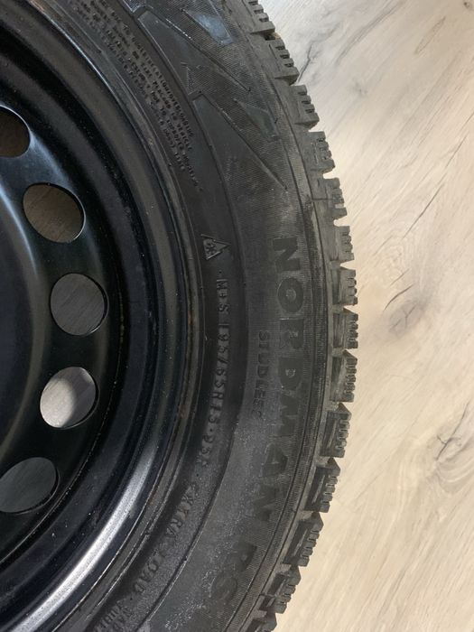 Зимні шини 195/65 R15 Nokian Nordman RS2 на дисах, колеса, диски, шини