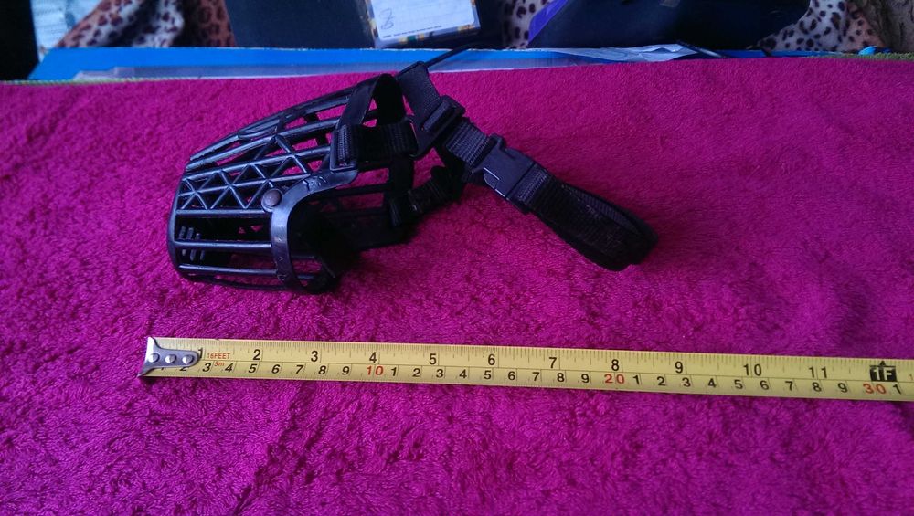 Регулируемый намордник для собак