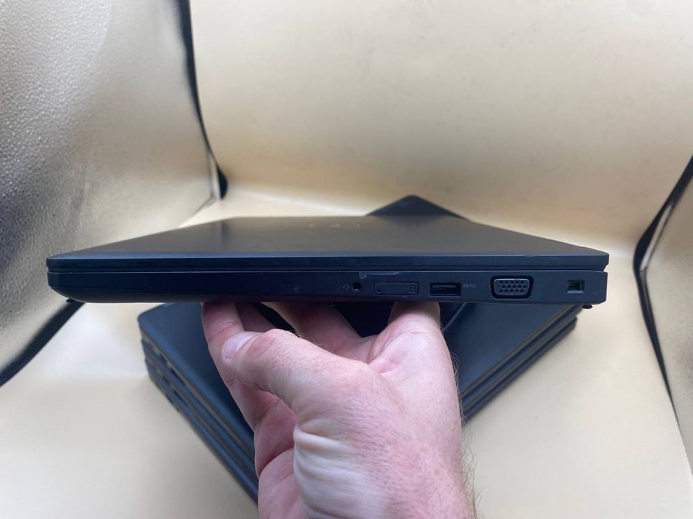 Ноутбук dell latitude 5580 8/128 для роботи, навчання, дому та офісу