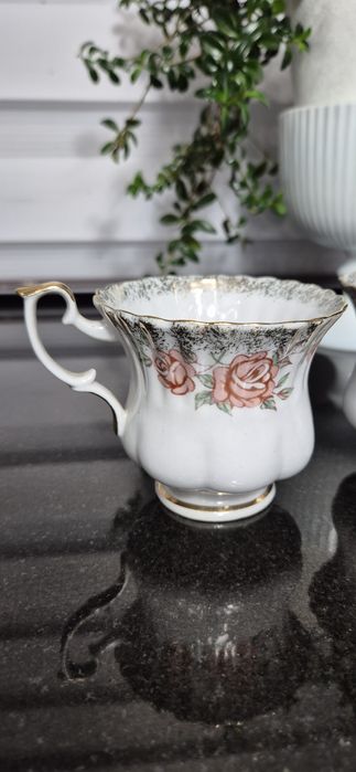 Chodzież filiżanki Iwona stara porcelana prl