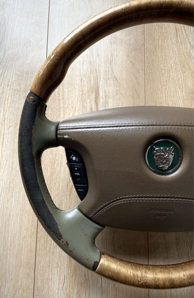 Kierownica Jaguar S Type z poduszką - lift z drewnem