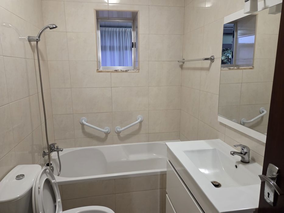 Arrenda se T2 andar moradia