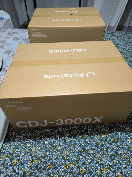 AlphaTheta Cdj 3000x  --Sucessora da Pioneer Cdj 3000 --