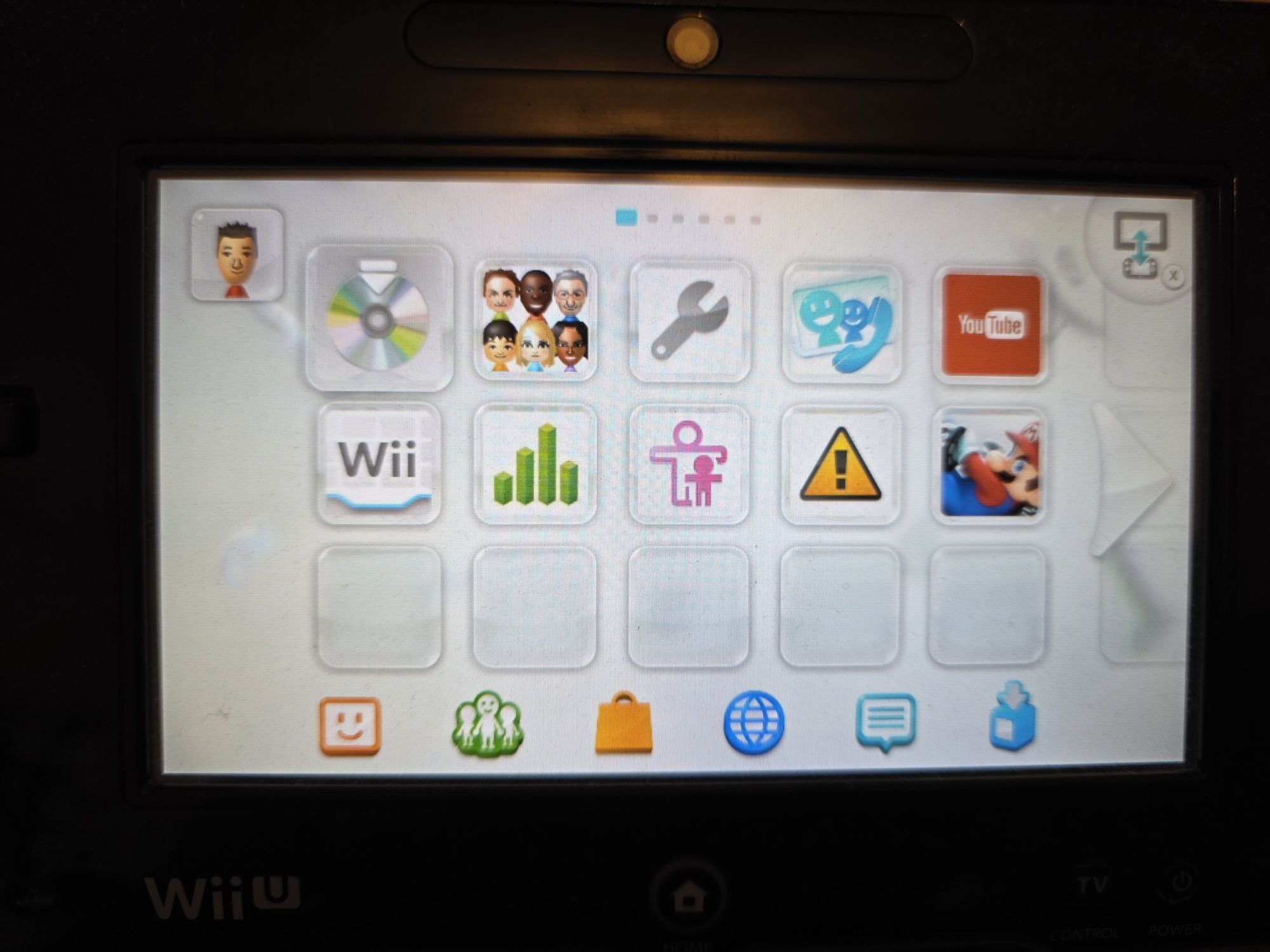 Lote de consola Nintendo e jogos.