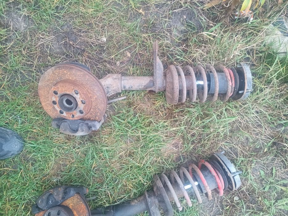 Передні стійки ланос сенс