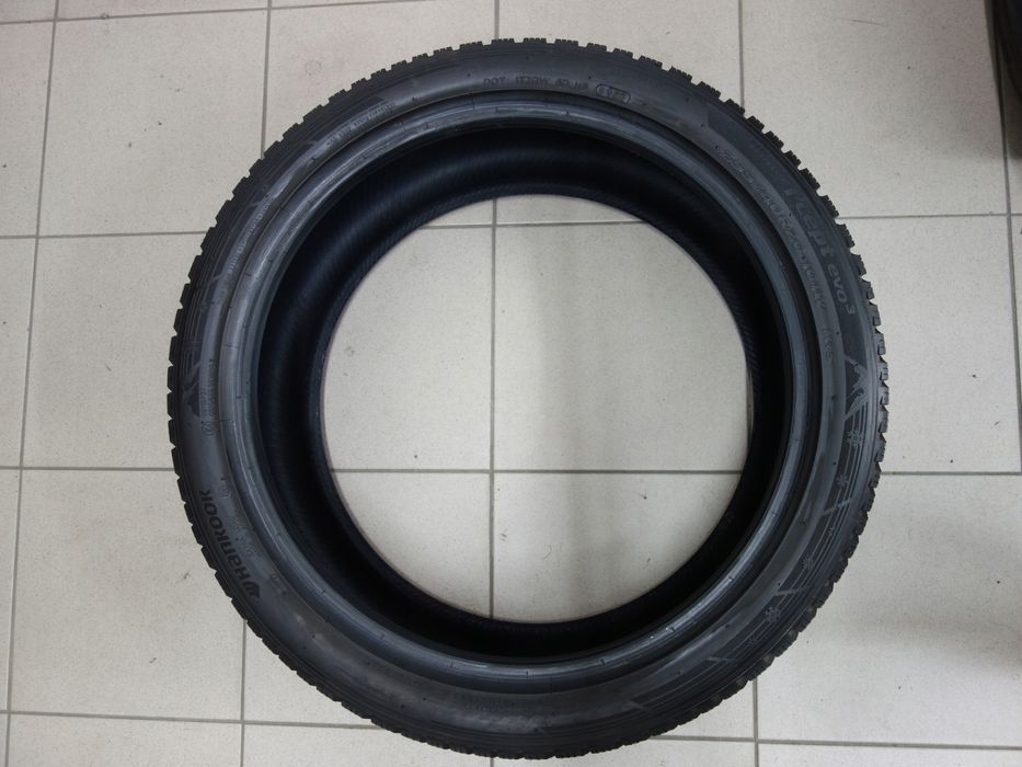 Opony zimowe Hankook Winter i*cept evo3 255/40R20 101W 4x8m jak nowe