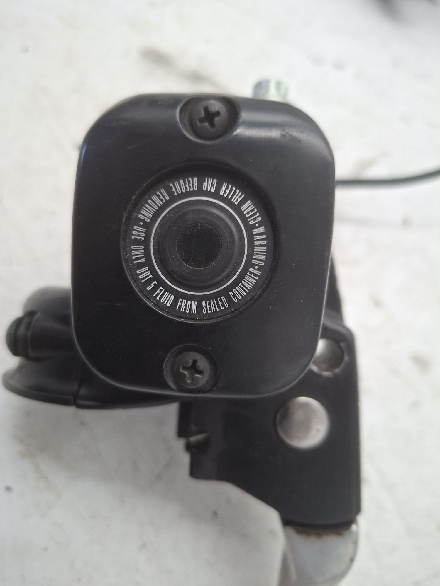 Harley Davidson flhtc Electra pompa hamulcowa 11/16