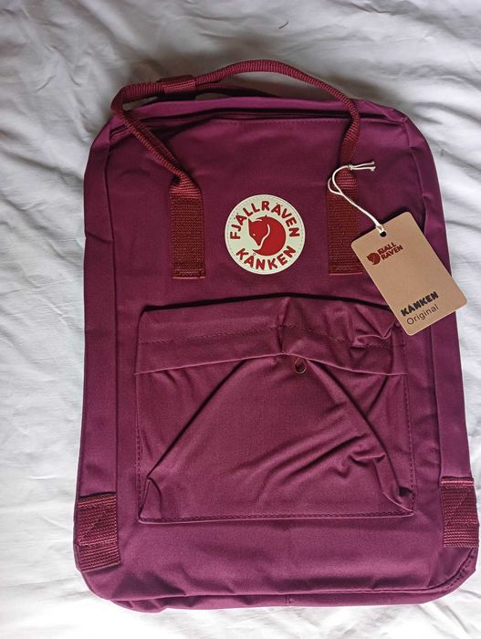 Bordowy plecak FJALLRAVEN KANKEN Classic - 16 litrowy