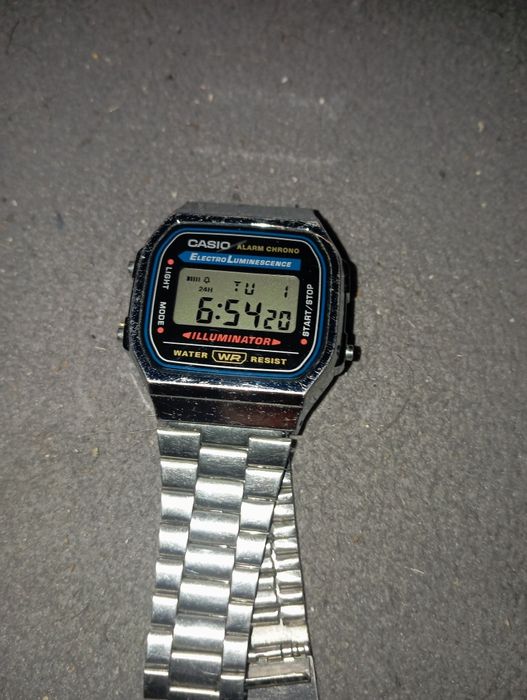 Zegarek Casio ..