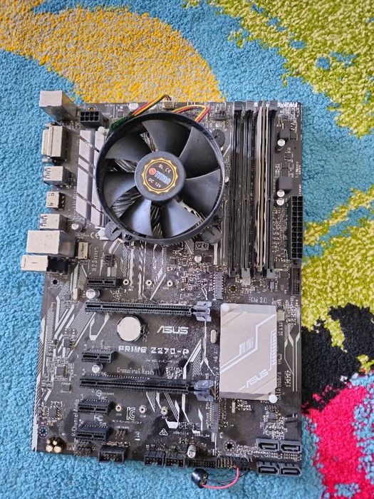 Комплект ASUS Z270-P + Intel G3900 + DDR4 4  Під збірку ПК