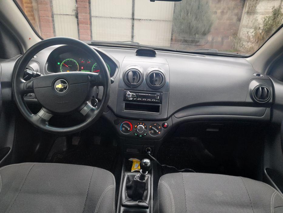Продам шевроле авео т250  2008 газ-бензин 1.5