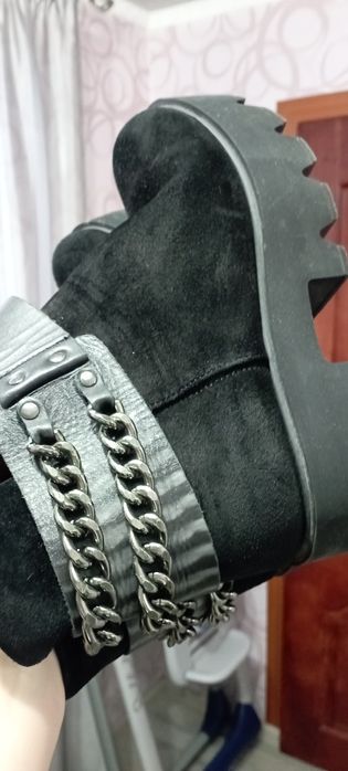 Ботинки натуральний замш