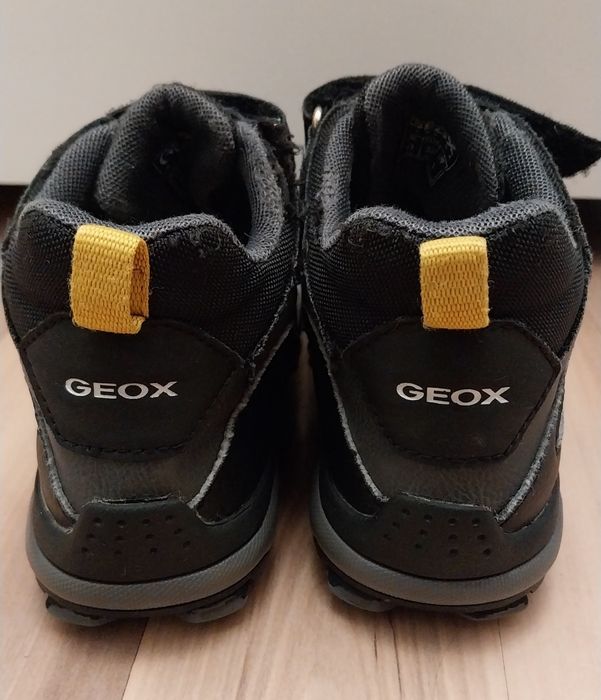 Buty zimowe Geox Respira rozm. 32