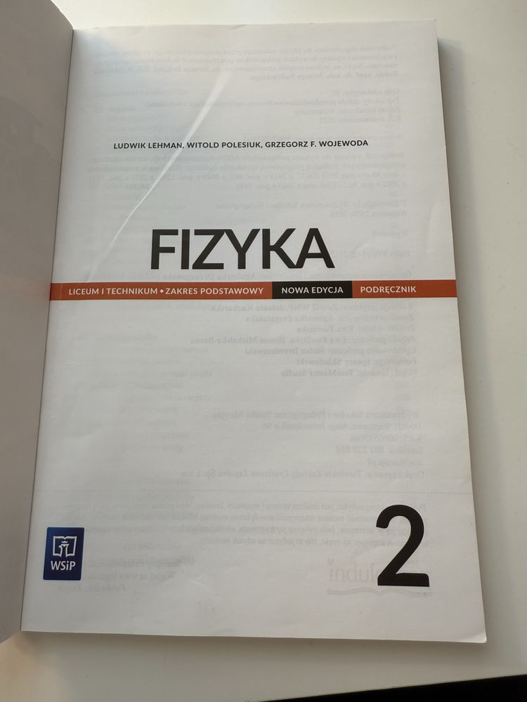 Podręcznik z fizyki do liceum i technikum WSiP do klasy 2