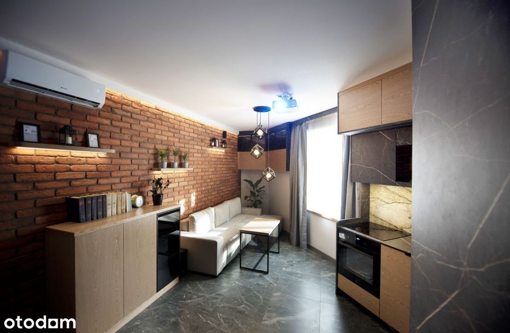 | Wysoki standard | 200metrów od plaży |