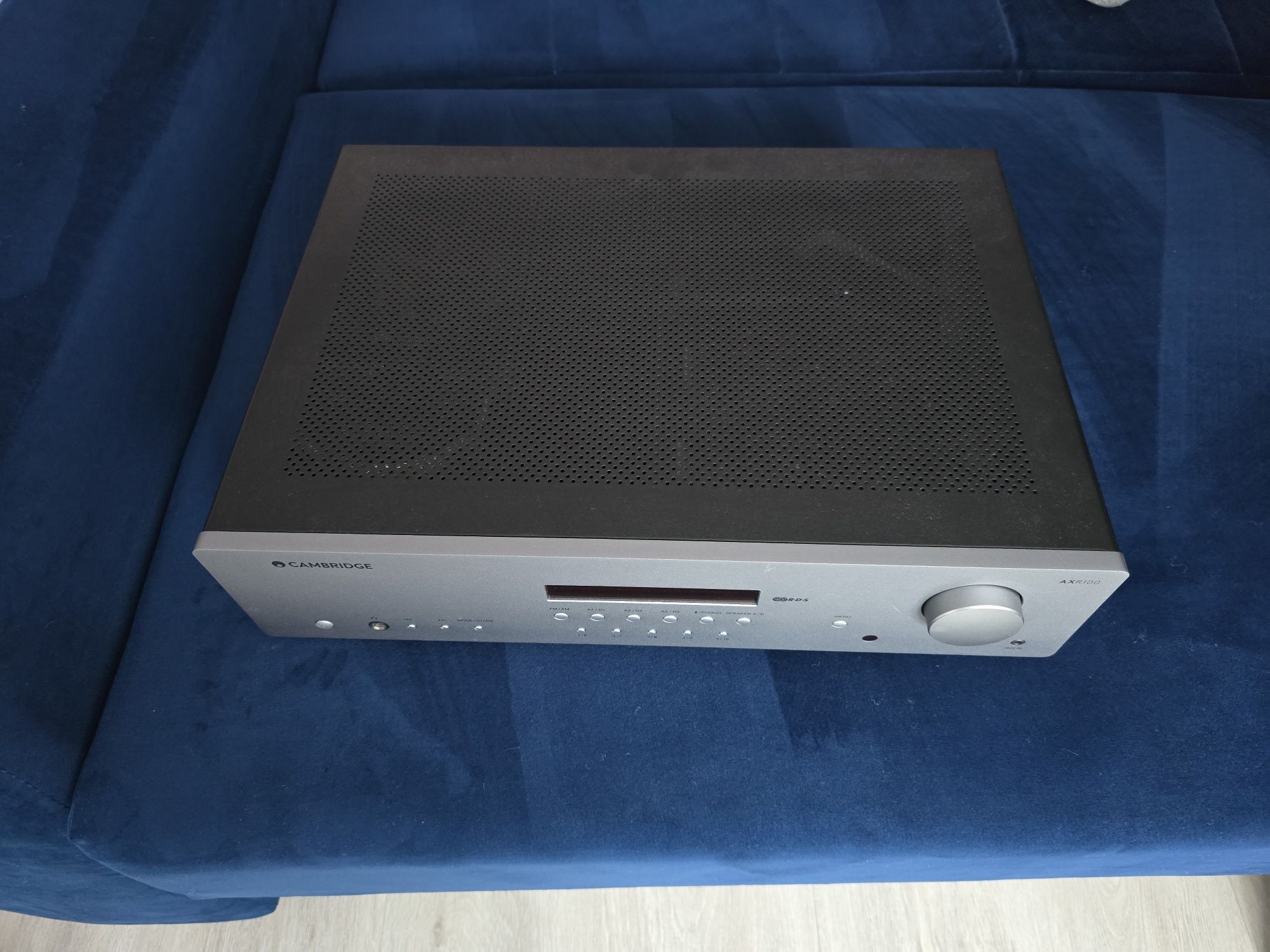 Wzmacniacz stereo Cambridge Audio AXR100 – stan idealny gwarancja