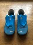 Buty piłkarskie Nike Jr halówki rozmiar 28