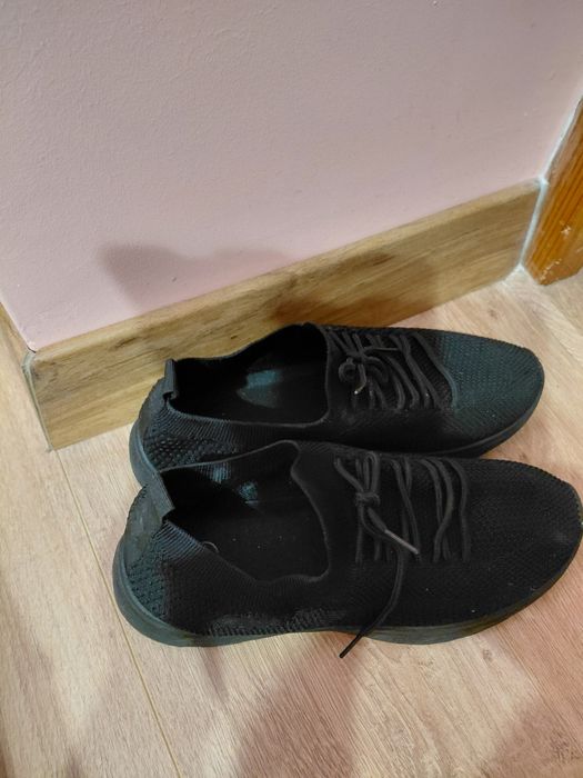 Макасіни унісекс,р 40 маломірять,370 грн