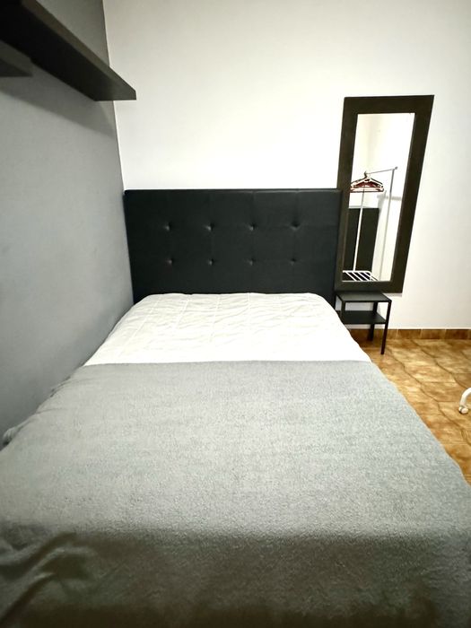 Alugo quarto em Sesiimbra