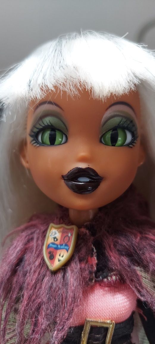 Bratzillaz lalka Sashabella Paws