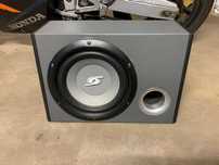 Subwoofer, wzmacniacz, kondensator, konwerter sygnału, okablowanie