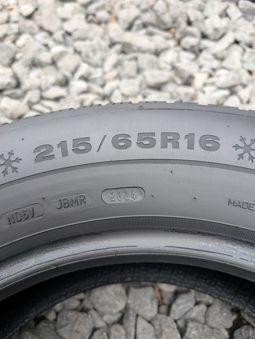 Комплект зимових шин Dunlop 215/65 R16 215*65 16 Winter Sport 5