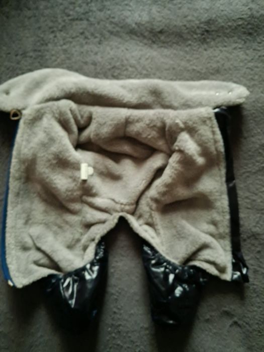 Одежда для маленьких собак.