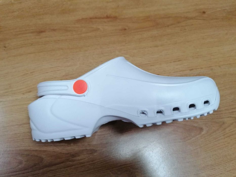 Socas brancas ultra-leves