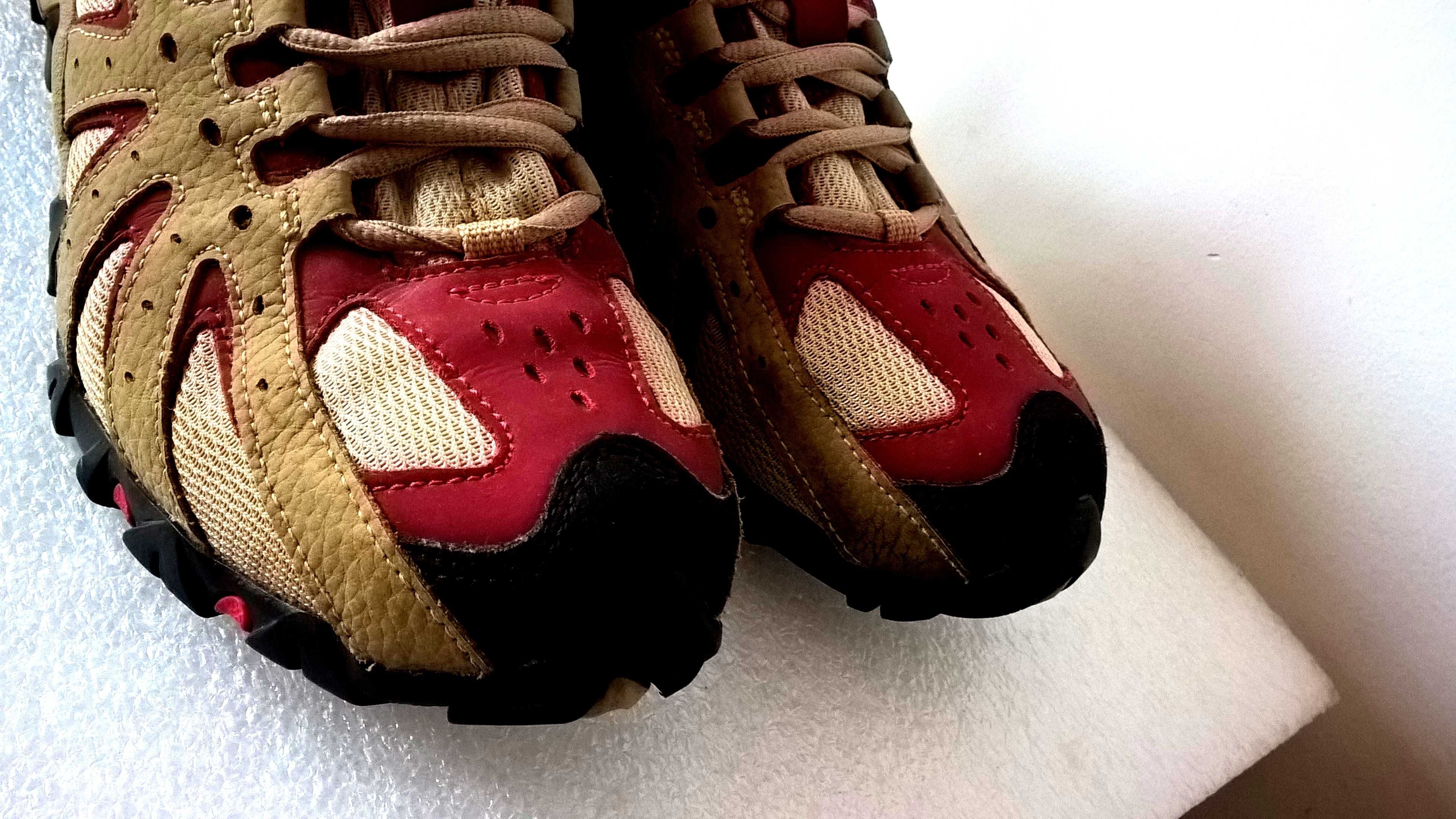 Damskie buty ECCO  Gore tex  IDEAŁ roz 39 warto