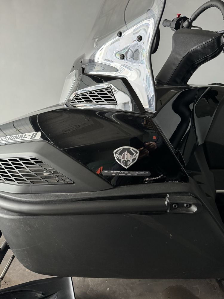 Снігохід Yamaha Viking RS2 2018