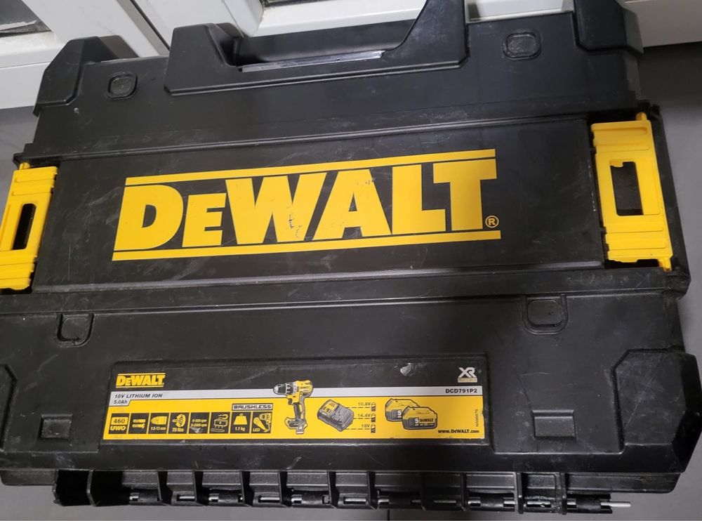 Dewalt 18 V Xr Wiertarka 2 Akumulatory Walizka