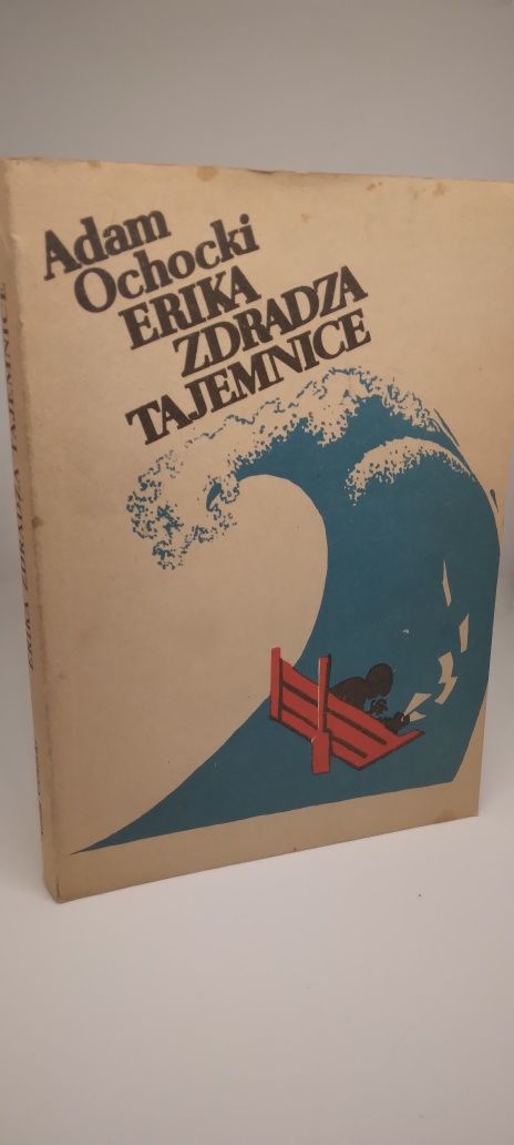 Erika zdradza tajemnice - Adam Ochocki