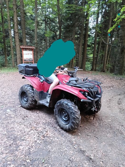 Yamaha Kodiak 700, 2022 rok, koła i gąsiennice.