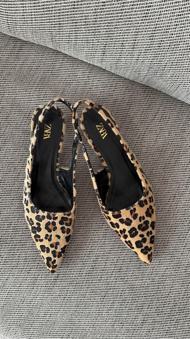 Leopardowe buty obcasy sandały Zara