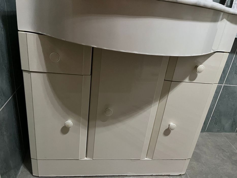 Móvel com Lavatório de WC