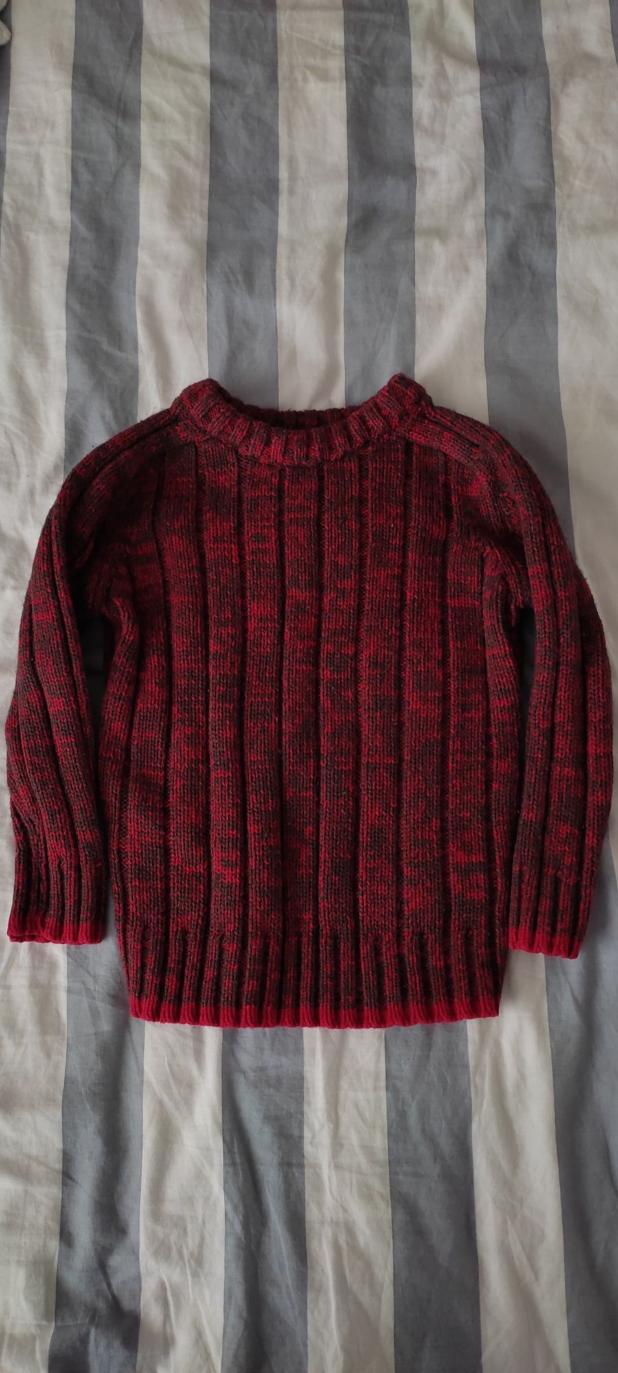 Ciepły sweter dla chłopca 98