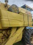 Kombajn New Holand