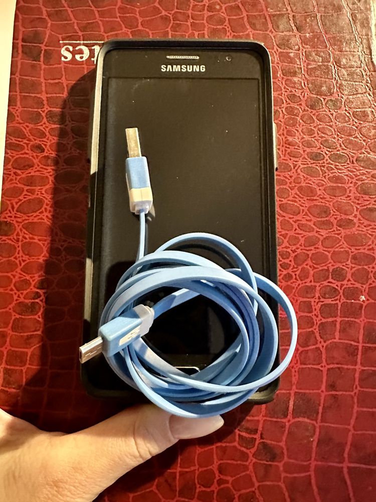 Samsung G550T офіційно розблок.