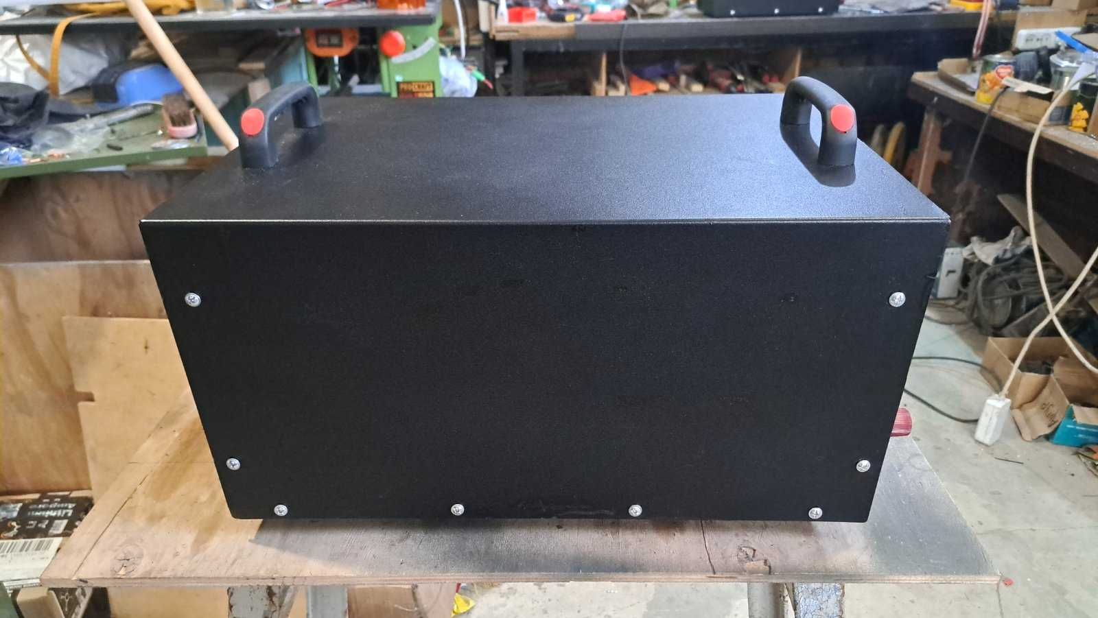 корпус под аккум lifepo 117ач8S BMS клеммы вольтмерт автомат125а