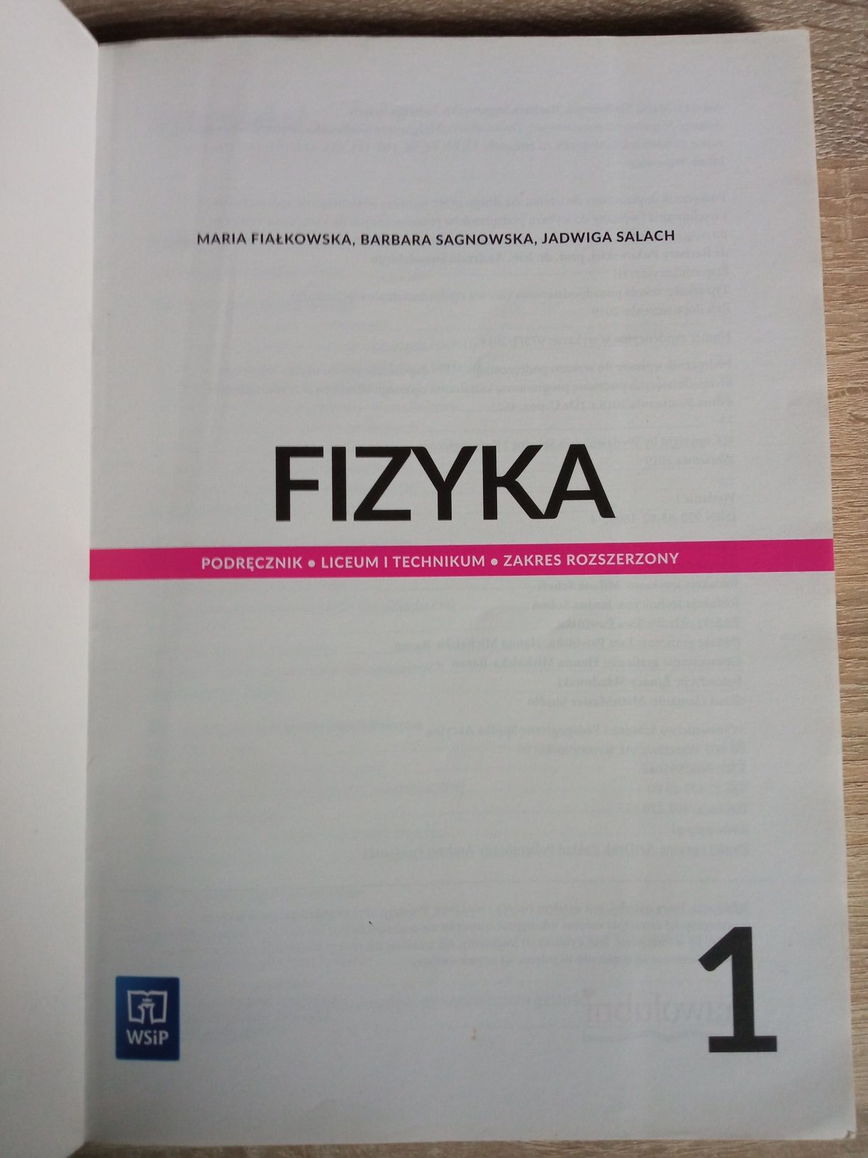 Fizyka 1 - zakres rozszerzony