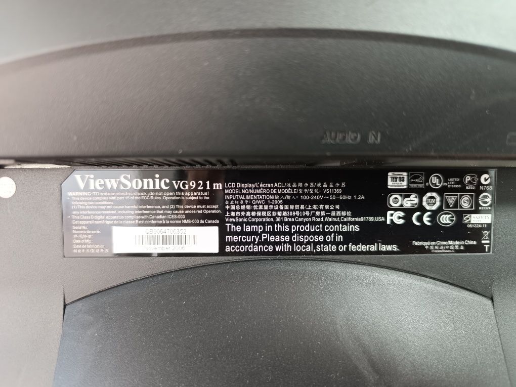 Монитор View sonic VG921m. 19"