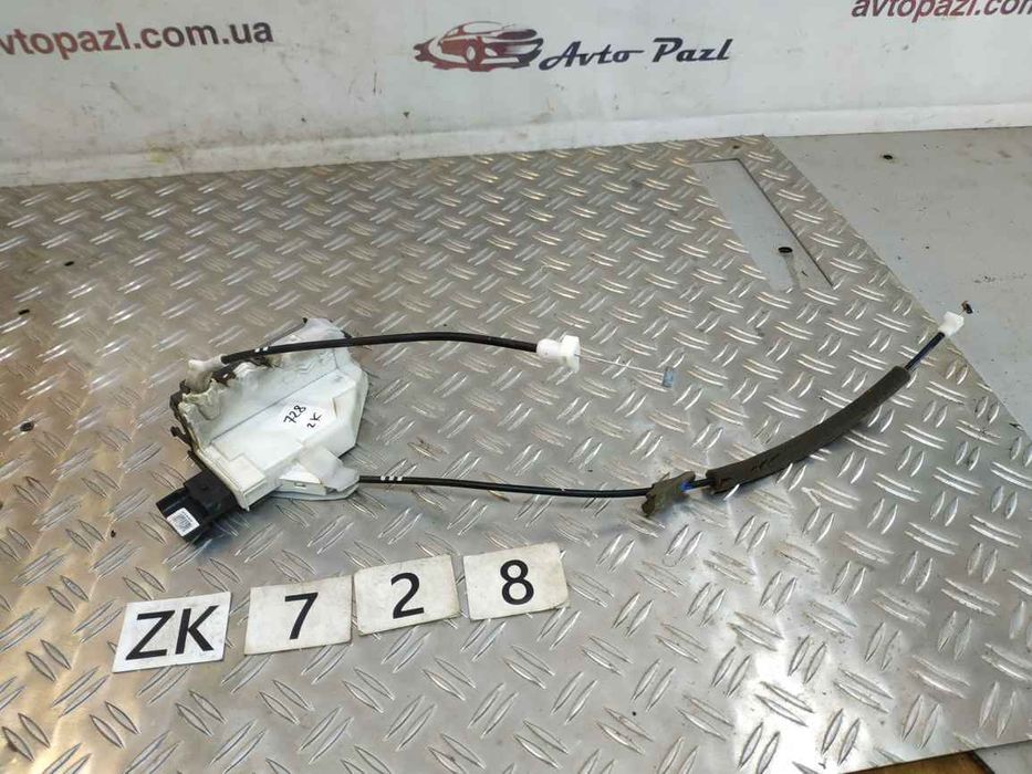 Peugeot/Citroen 5008 2009-16 замок дверей перед R 6 пін ZK0728 9800623