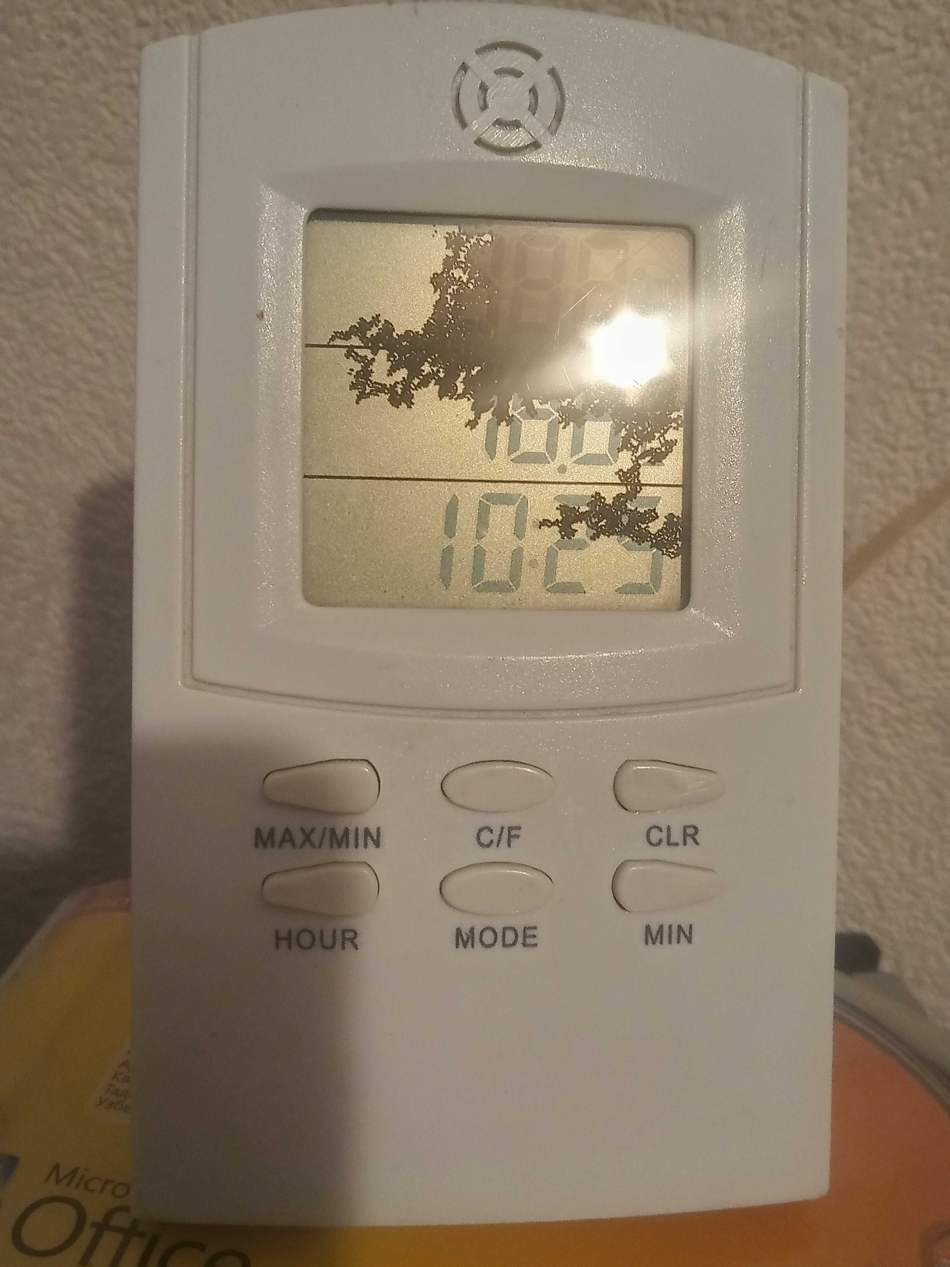Термометр комнатный на запчасти