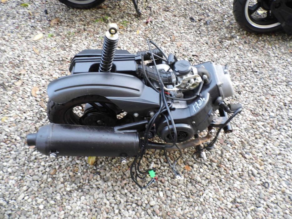 SILNIK DO CHIŃSKIEGO SKUTERA 50 4T KOŁO 10 sprawny 1724 km toros bassa